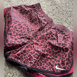 Nike Tempo cheetah shorts XL